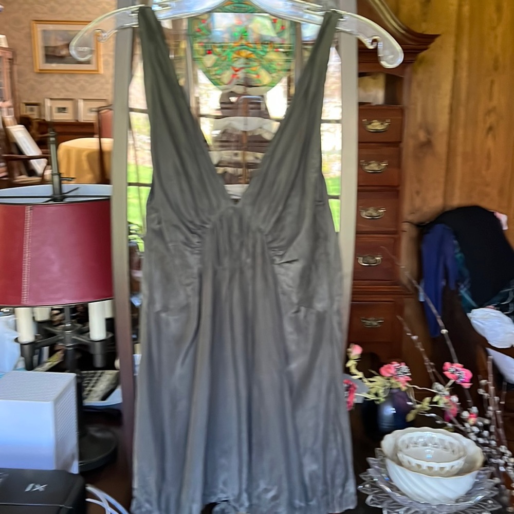 Groa top, beautiful color gray